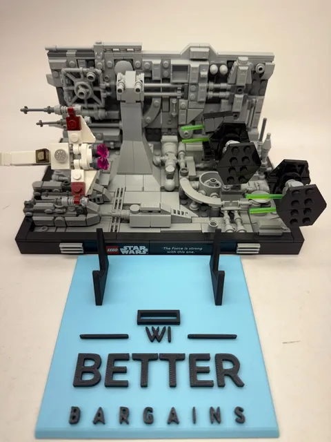 LEGO Star Wars: Death Star Trench Run Diorama (75329)