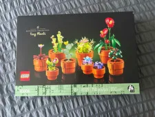 LEGO Icons Botanical Collection Tiny Plants 10329 758 pcs Brick Separator