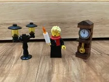 lego minifigure caroler