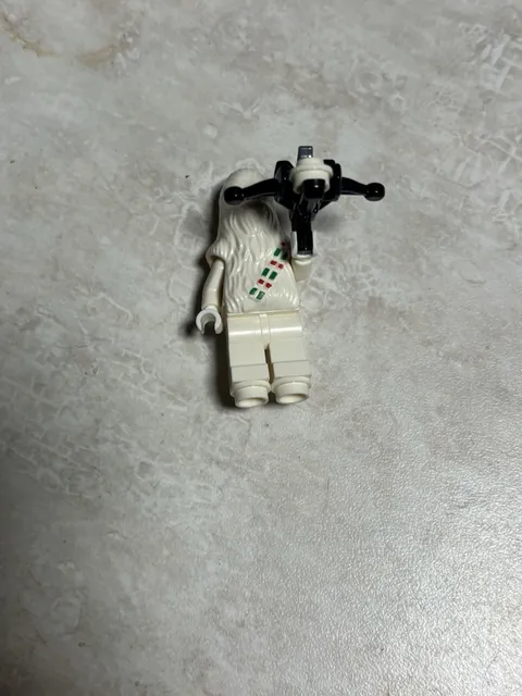 LEGO Star Wars Snow Chewbacca SW0763 Minifigure   From Set 75146  