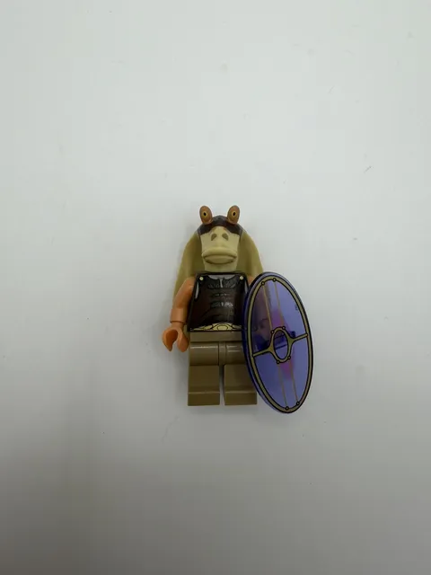 LEGO Star Wars Gungan Warrior Minifigure with Shield SW0302