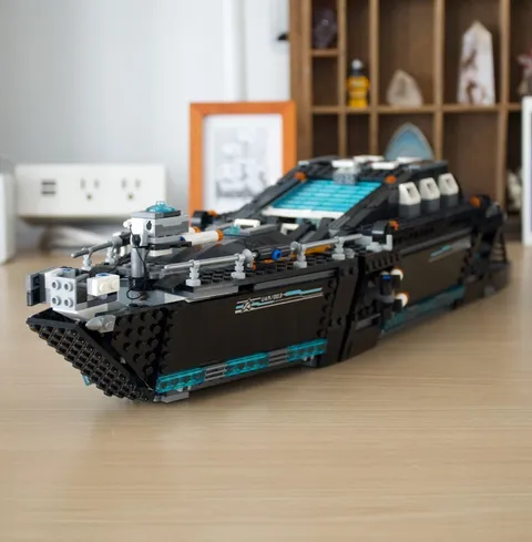 LEGO Ultra Agents: INCOMPLETE Ultra Agents Ocean Hq (70173) no box