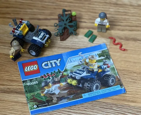 Lego City 60065 Police 4 Wheeler w/ Robber Complete Set with Manual 