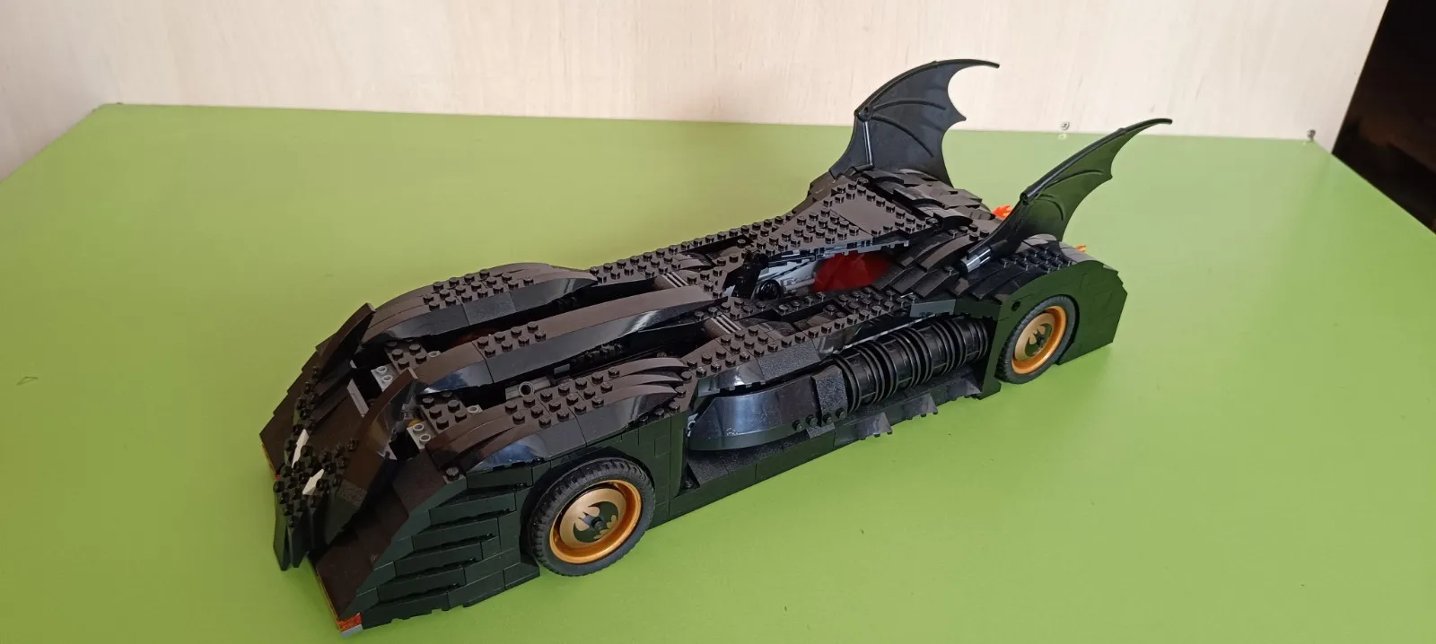 LEGO Batman: The Batmobile: Ultimate Collectors' Edition (7784)
