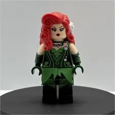 LEGO Poison Ivy Minifigure Red Hair Green Outfit Plastic Age 5+