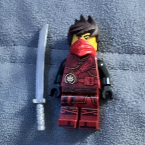 LEGO NINJAGO Red Ninja Minifigure with Silver Sword Accessory