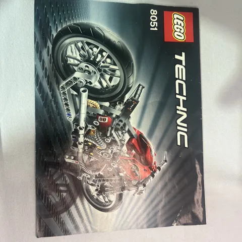 LEGO Technic 8051 Motorbike (2 X instructions books only) no bricks  M5