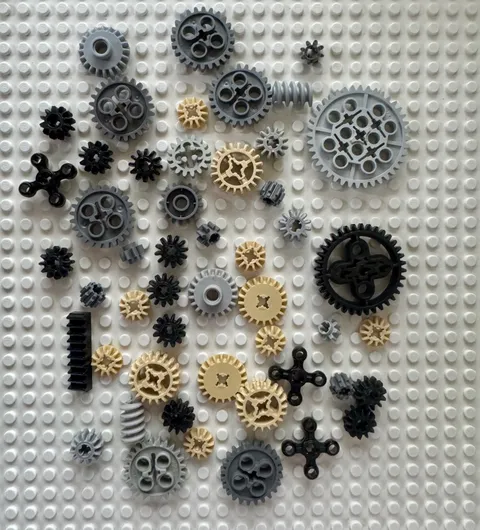 LEGO Lot of 50 Technic Gears (Exactly As Pictured)