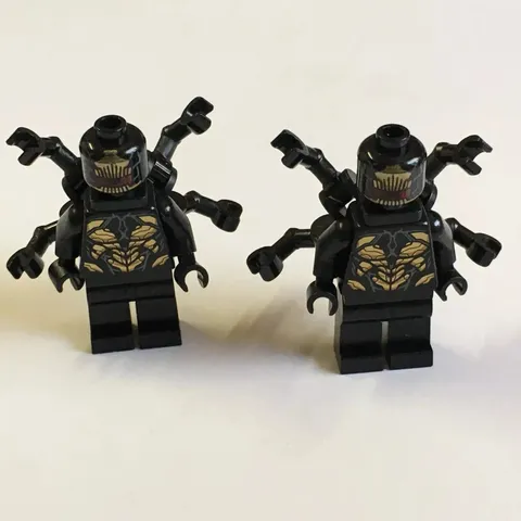 Lot of 2 LEGO Minifigure Outrider Extended Arms sh505 Marvel Super Heroes
