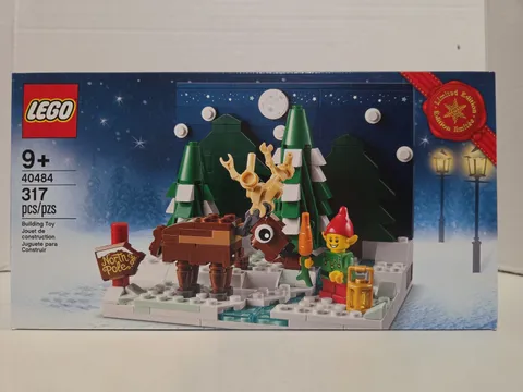 LEGO Seasonal: Santa's Front Yard (40484) New in Sealed Box!