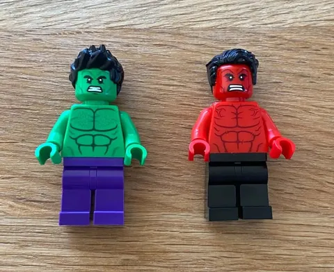 LEGO ® Marvel Avengers - Hulk + Red Hulk