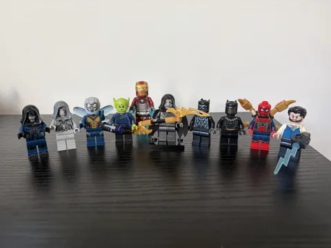 Lego Marvel Minifigure Lot
