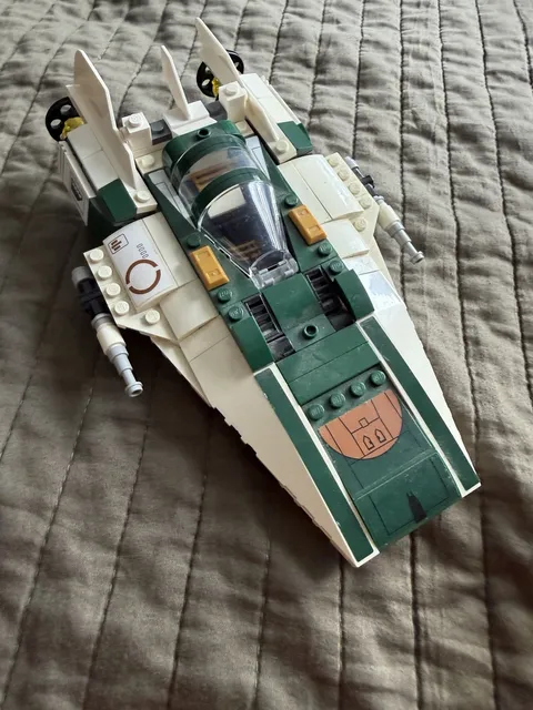 LEGO Star Wars: Resistance A-Wing Starfighter (75248) (incomplete)