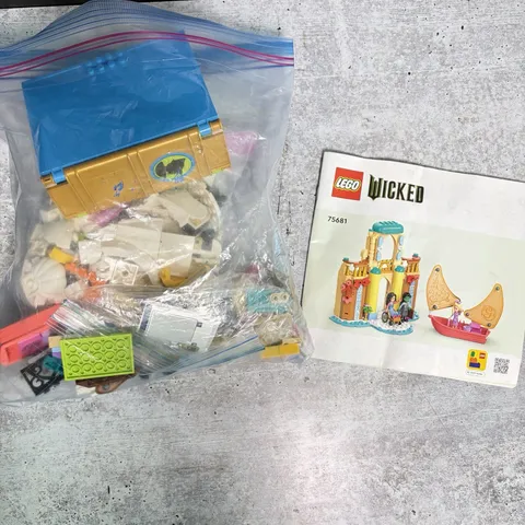 LEGO Wicked 75681 Glinda Elphaba & Nessarose Shiz University Parts Lot Manual