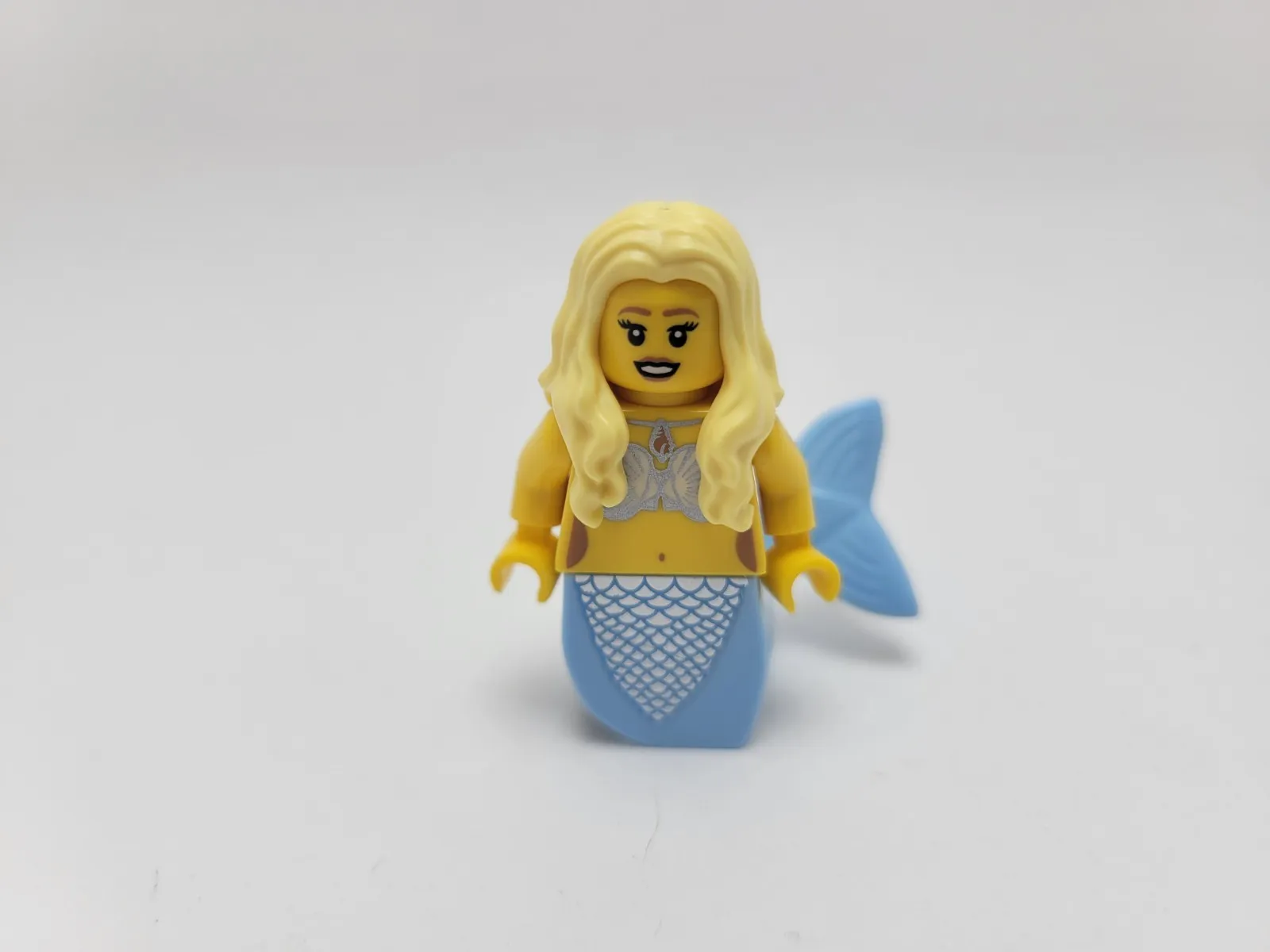 LEGO Series 9 Mermaid Minifigure Col140 Collectible Minifigure