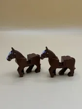 USED LEGO LOT 2x BROWN HORSE 10352c01pb01