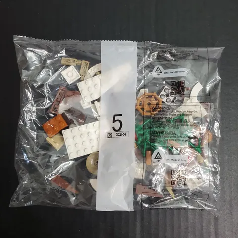 Lego Replacement Pieces Sealed Bag #5 Brown, White, Leaves Bricks 2017 - 332R4