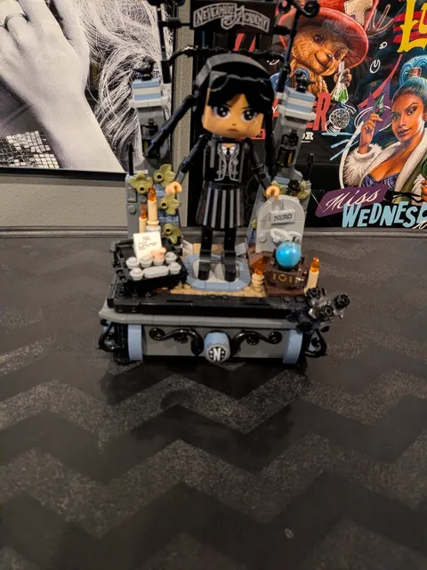Genuine LEGO  Large Wednesday Addams Figure Set 76780 (2024) VGC No Box/Instruct