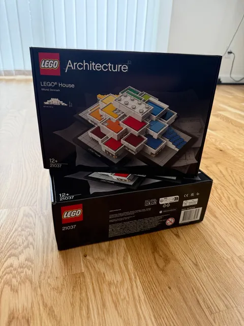 LEGO ARCHITECTURE: Lego House (21037)
