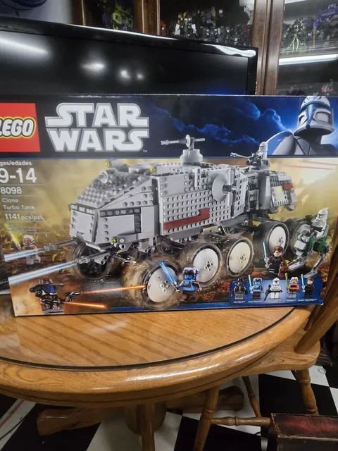 LEGO Star Wars 8098 Clone Turbo Tank The Clone Wars 1141pcs USED Complete