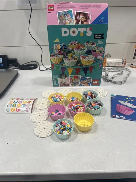 LEGO DOTS 41926 Creative Party Kit Set Cupcakes Arts & Crafts
