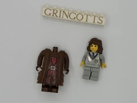 LEGO Harry Potter Hermione Granger Gryffindor  Hagrid