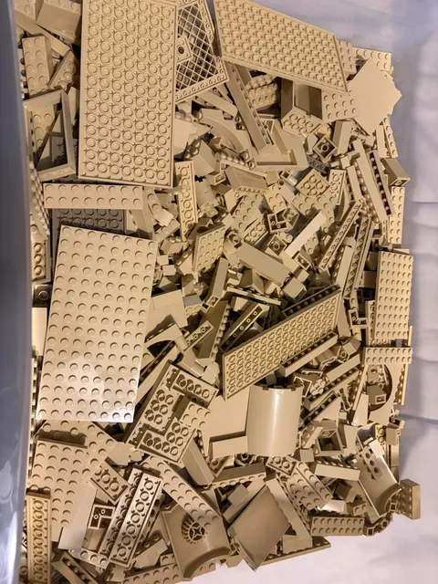 LEGO 200-300pcs Color Sorted Bulk Lot Pieces Cleaned Genuine (Tan)