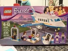 LEGO Friends: Heartlake Private Jet (41100)