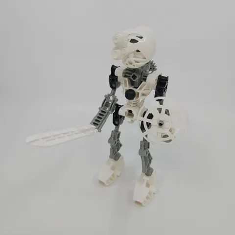 LEGO 8536 - Toa Kopaka - Bionicle - 100% Complete - No Can Or Manual