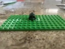 LEGO - Minifig, Headgear Hood Cowl Pointed with Eye Holes - Dark Green ID-26079