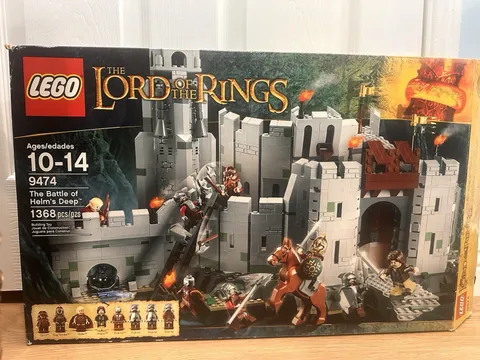 LEGO Lord of the Rings Battle of Helm's Deep Set 9474
