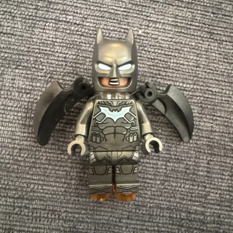 LEGO Batwing Minifigure 76300 DC Batman Superheroes Arkham Asylum With Sticker