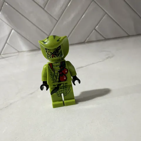 LEGO® Minifigure - Lasha (Ninjago) - from set 9447