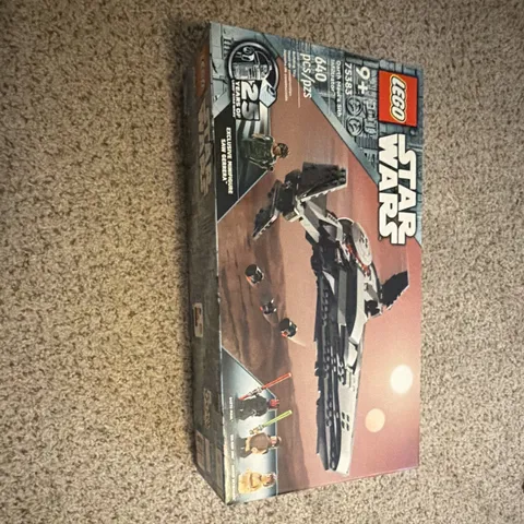 LEGO Star Wars 75383 Darth Maul's Sith Infiltrator 640 pcs Saw Gerrera Box