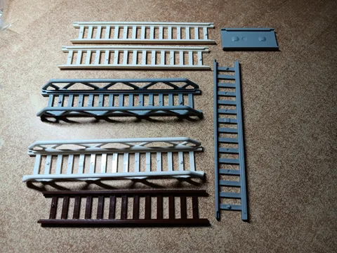 LEGO LOT OF 6 FIRETRUCK LADDERS  13 & 15 RUNGS FIRETRUCK WHITE GRAY BROWN