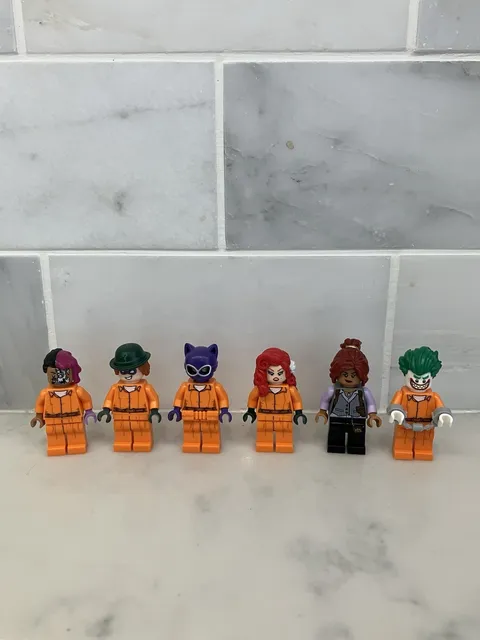 Lego Batman Movie 70912 Arkham Asylum Minifigure Lot Prison Jumpsuits