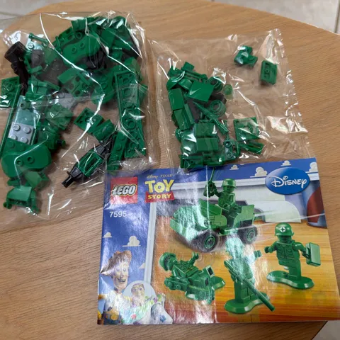 Lego 7595- Disney Pixar Toy Story Army Men on Patrol - new packets but no box