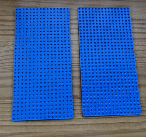 LEGO Baseplate 16 x 32 Studs BLUE  THIN base plate