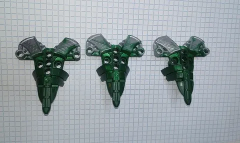 3 Lego Part 53547pb01 Bionicle Chest Armor Dark Green, Pearl Light Gray Pattern