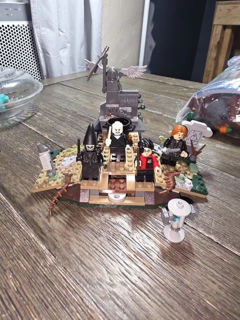 LEGO - Harry Potter Goblet of Fire - 75965 The Rise of Voldemort - EBB
