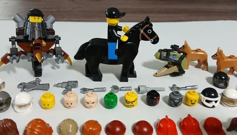 Lego Minifigure Lot Of Torso, Legs, Heads, Hats, Hair, Animals, over 90 Items