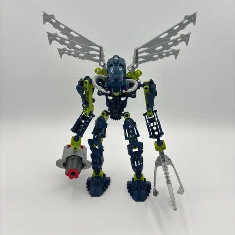 LEGO BIONICLE: Toa Mahri Hahli (8914) - Complete No Box or Instructions