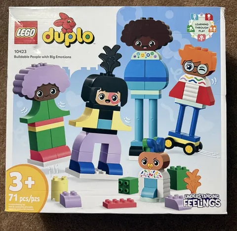 LEGO DUPLO Town Buildable People with Big Emotions 10423 GR