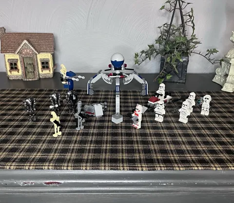 LEGO Star Wars: Clone Trooper & Battle Droid Battle Pack 75372: Complete