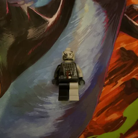 LEGO Star Wars SW0180 Darth Vader Battle Damaged Minifigure incomplete 