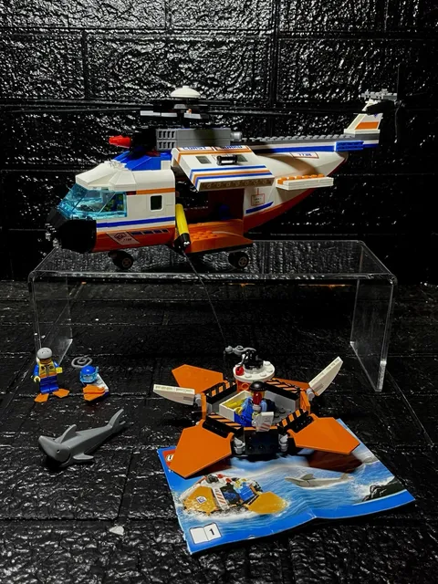 2008 LEGO (7738) Coast Guard Helicopter & Life Raft w/Scuba Diver