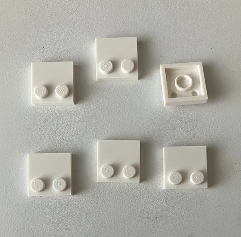LEGO 6x NEW Tile Modified 2x2 w/ Studs on Edge WHITE #33909