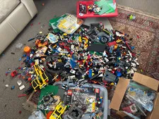 40 LBS 1990s 2010s Legos Space Knights Star Wars Technic 19 minifigs manuals
