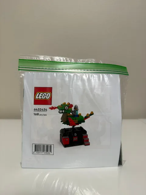 Lego GWP VIP Promotional: Dragon Adventure Ride (6432434)