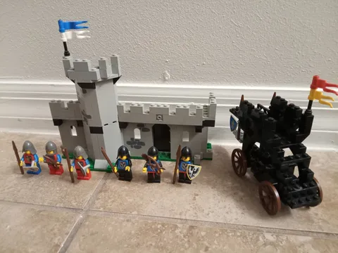 Genuine LEGO Castle: Black Falcons BATTERING RAM Set 6062 Comp. w/ Minifigs USED